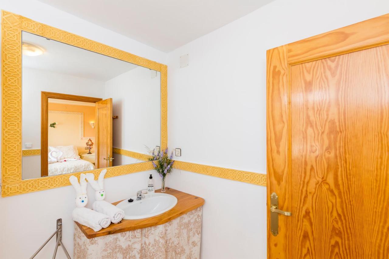 Habitaciones Iraizas Con Piscina Otura Zewnętrze zdjęcie